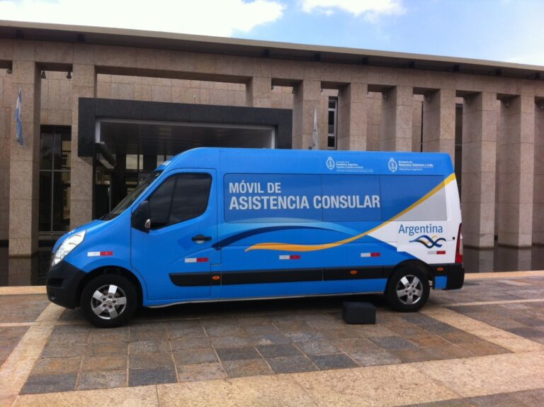 Mobile Consular Assistance Stand